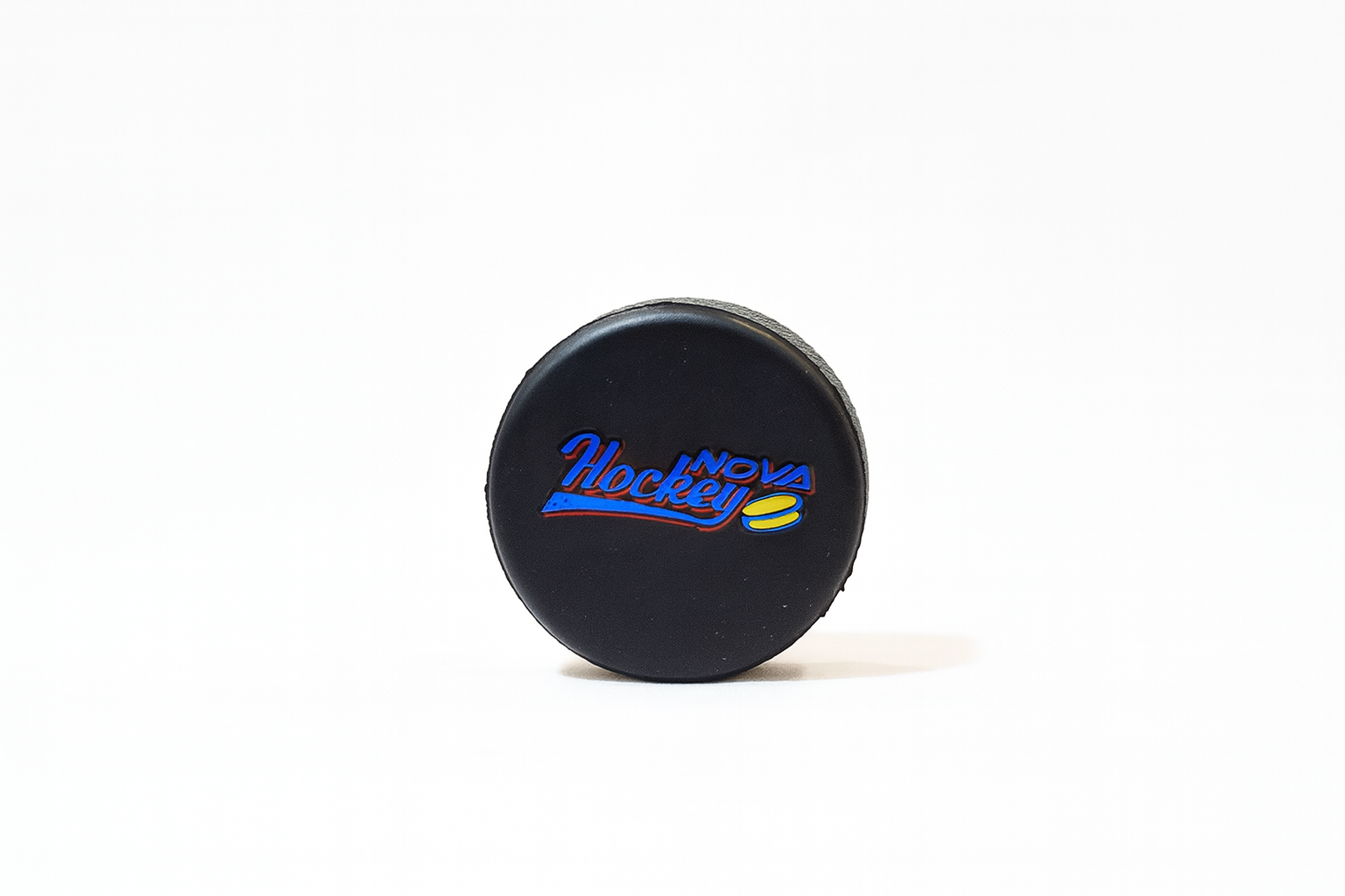 8 Nova Hockey Pucks